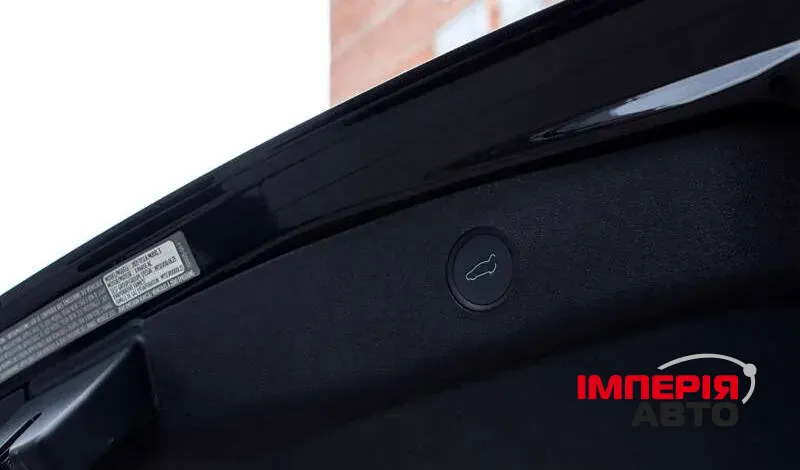 Tesla Model 3 - фото 17