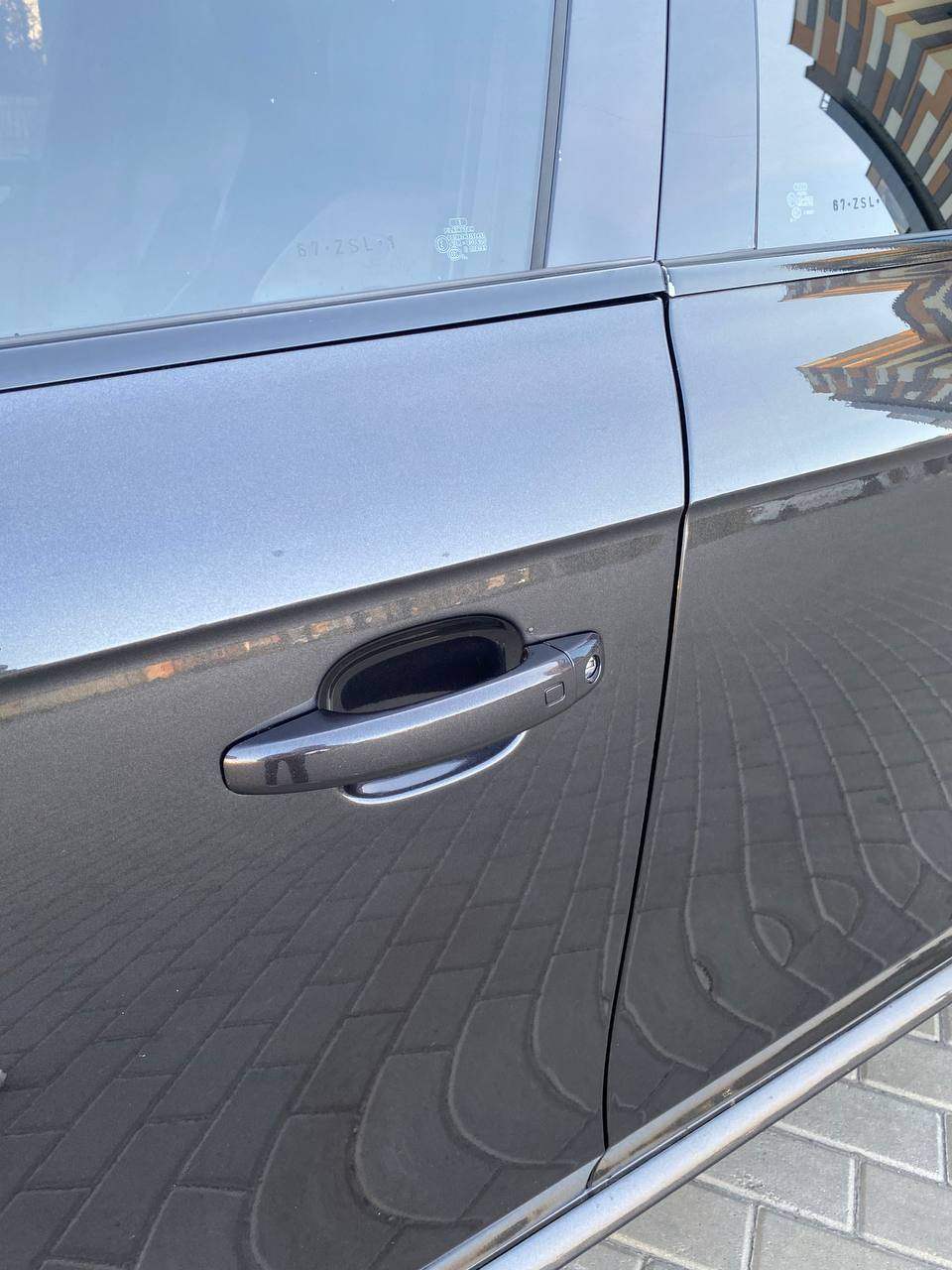 Audi A4 - фото 16