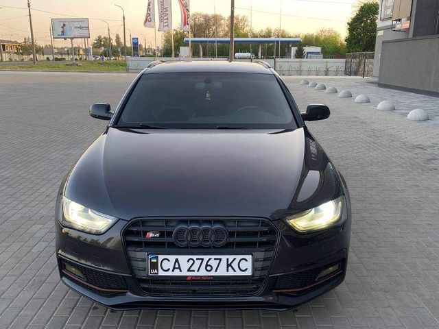 Audi A4 - зображення 1