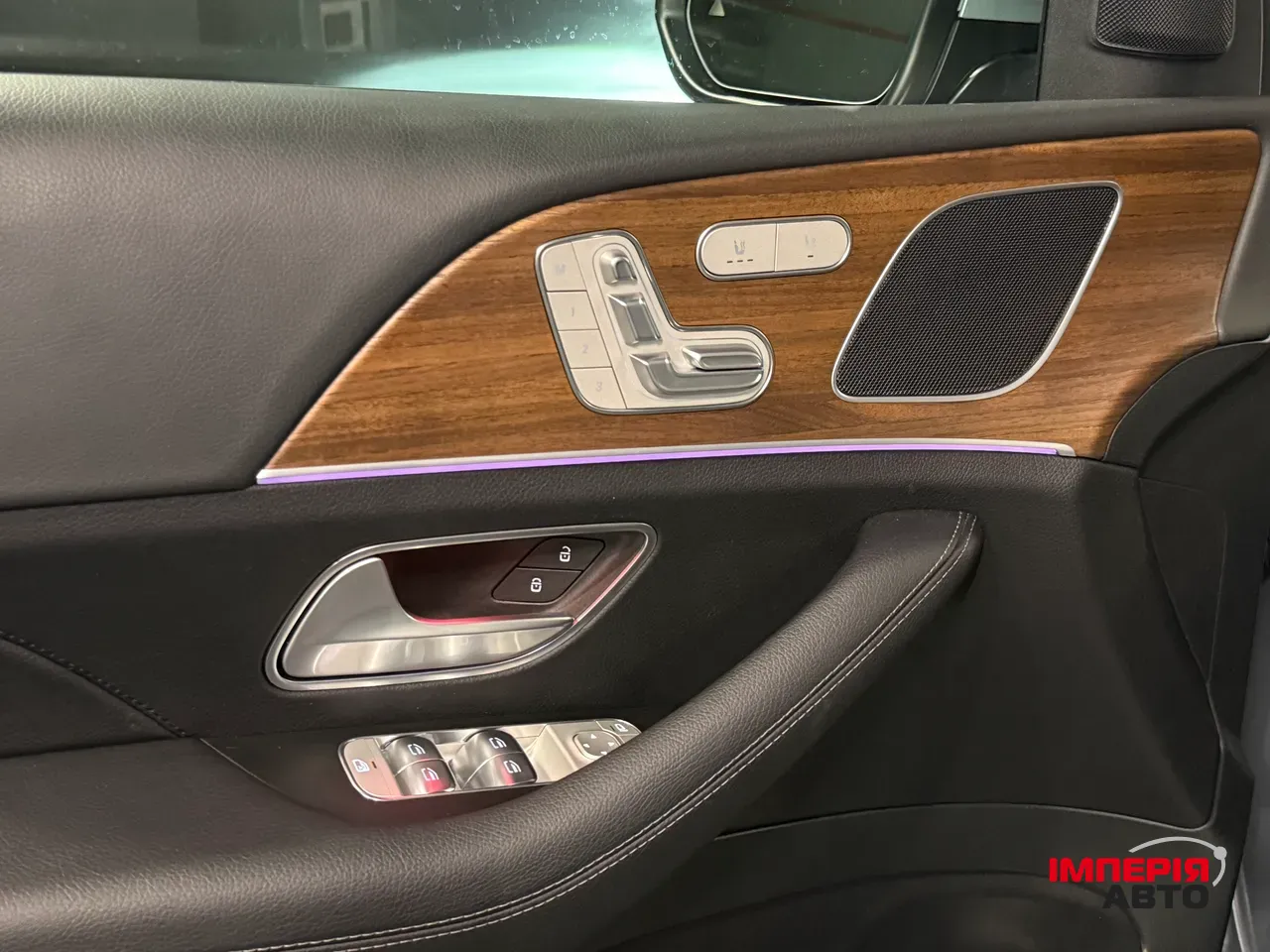 Mercedes-Benz GLE - фото 15