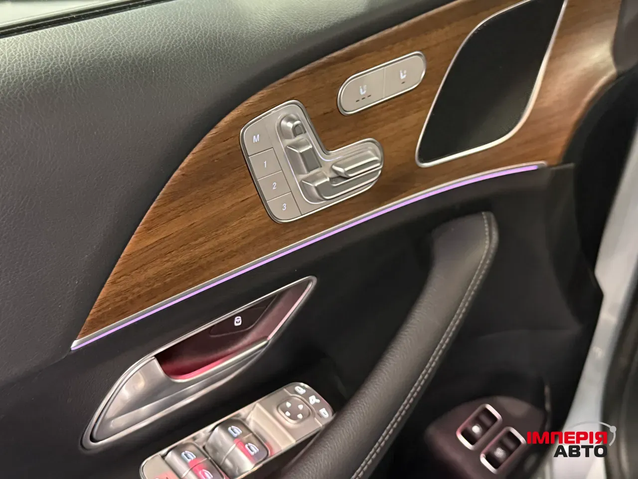 Mercedes-Benz GLE - фото 24