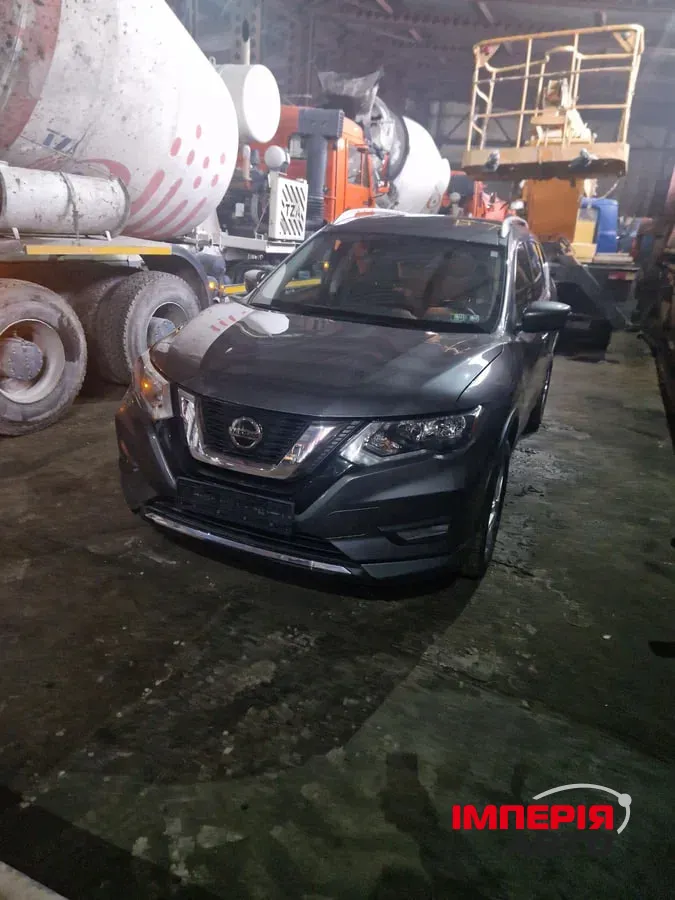 Nissan Rogue - фото 1