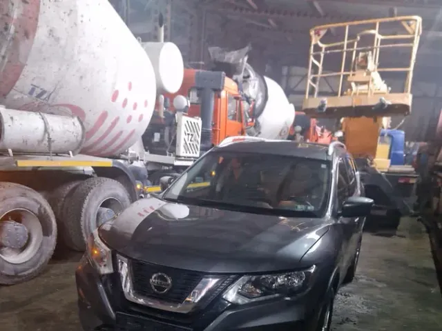 Nissan Rogue - фото 1