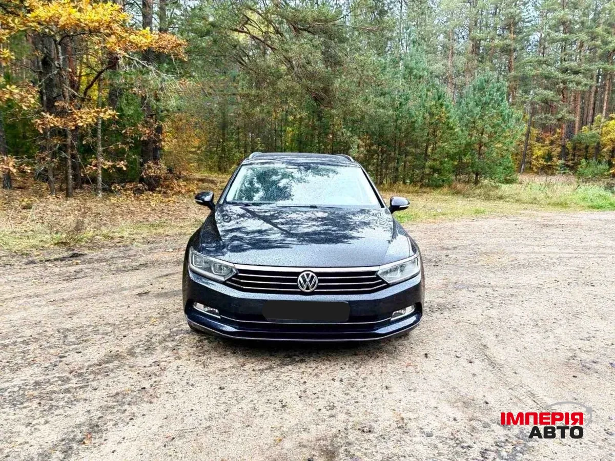 Volkswagen Passat - фото 2