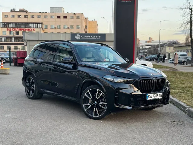 BMW X5 - фото 3