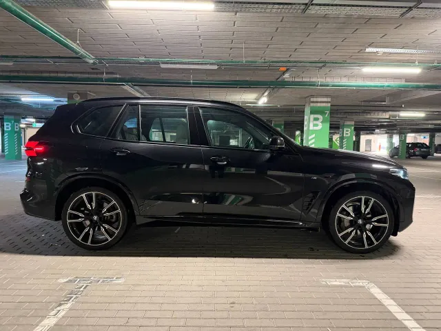 BMW X5 - фото 2