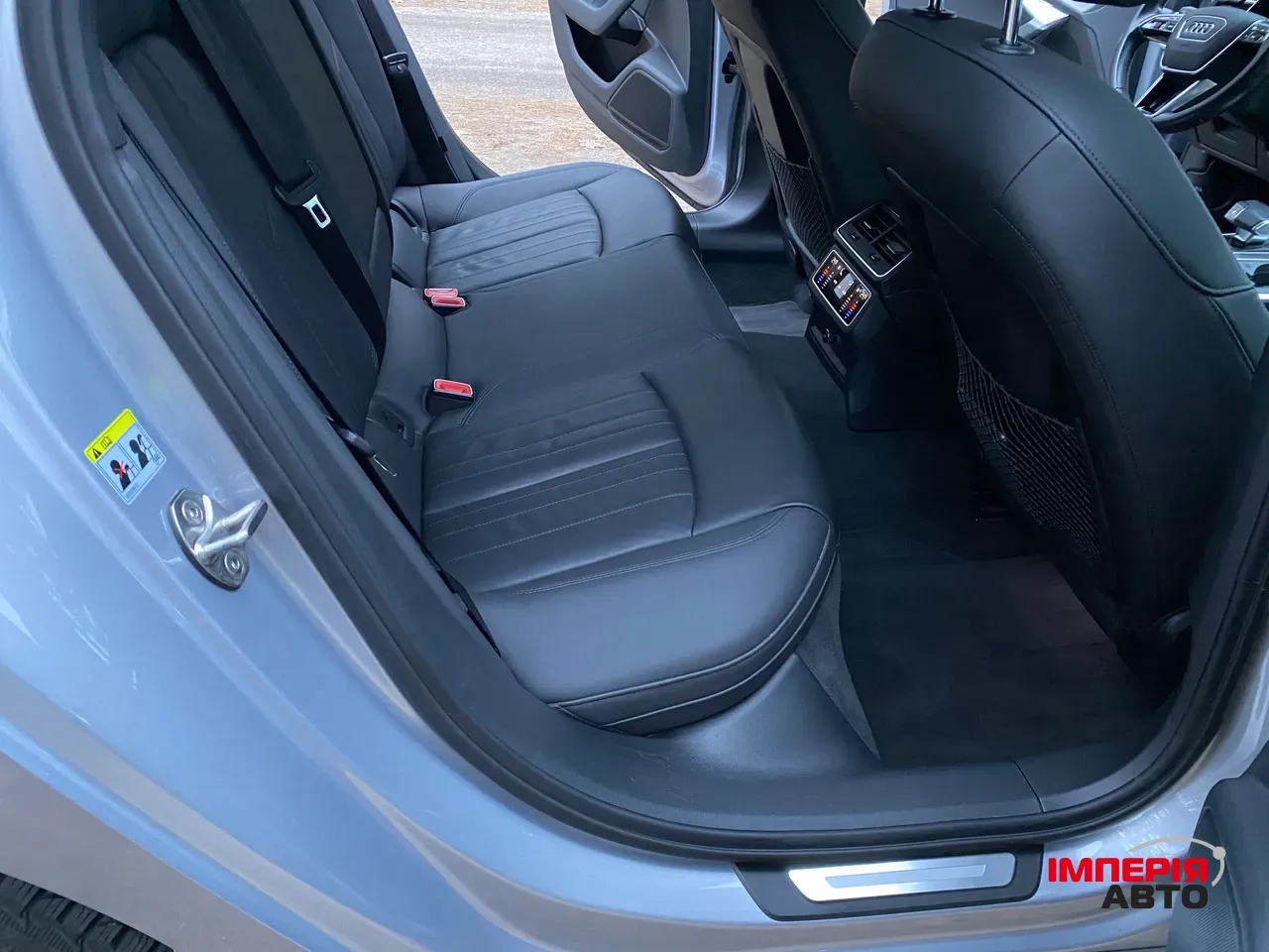 Audi A6 - фото 54