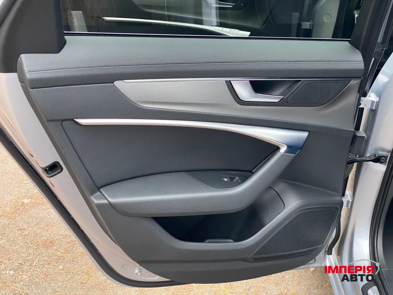 Audi A6 - фото 40