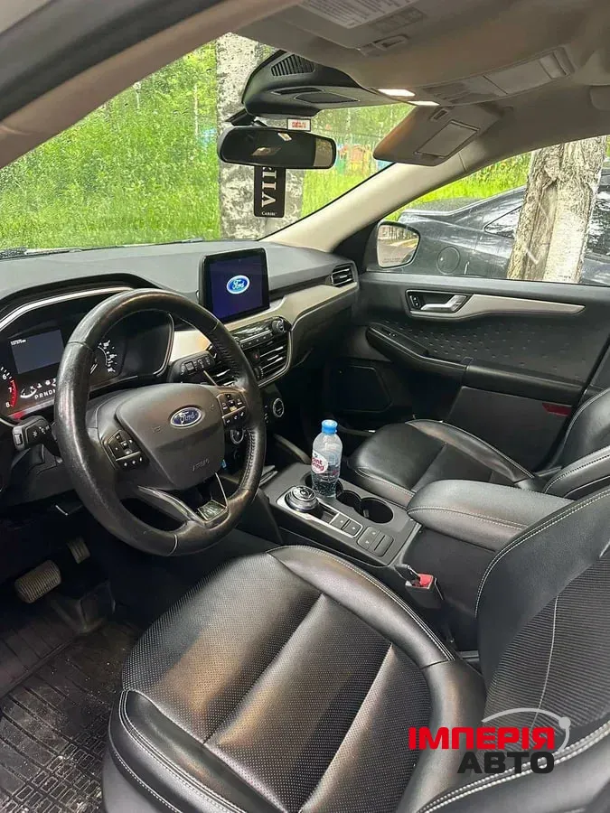 Ford Escape - фото 7