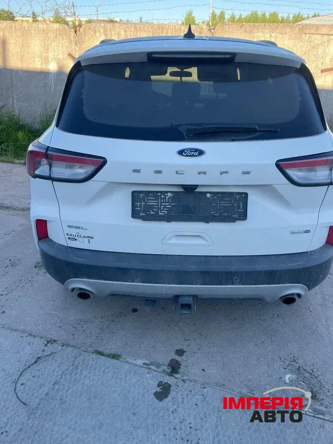 Ford Escape - фото 5