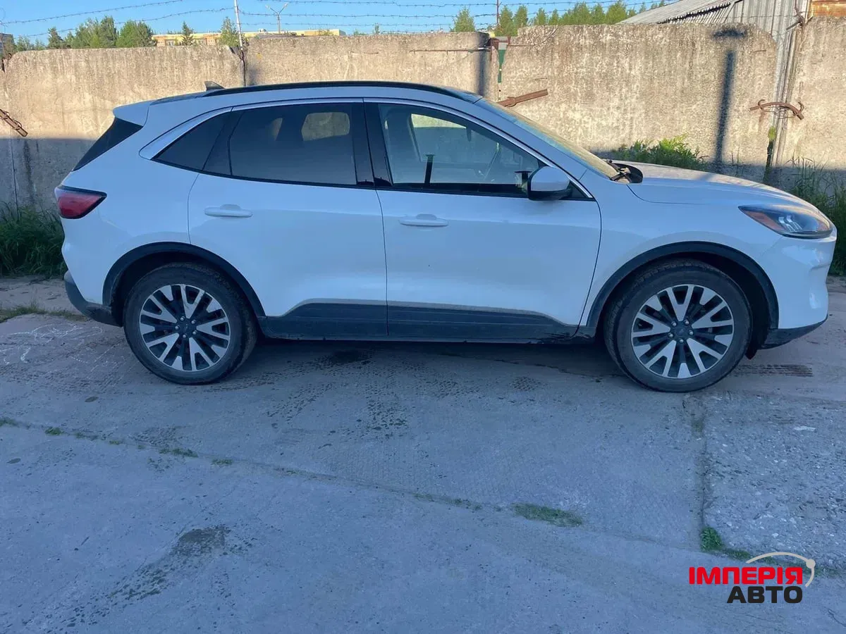 Ford Escape - фото 4