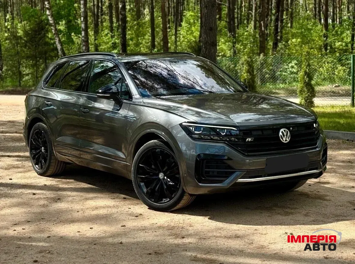 Volkswagen Touareg - фото 1