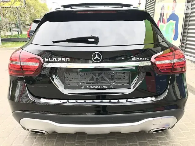 Mercedes-Benz GLA - фото 3