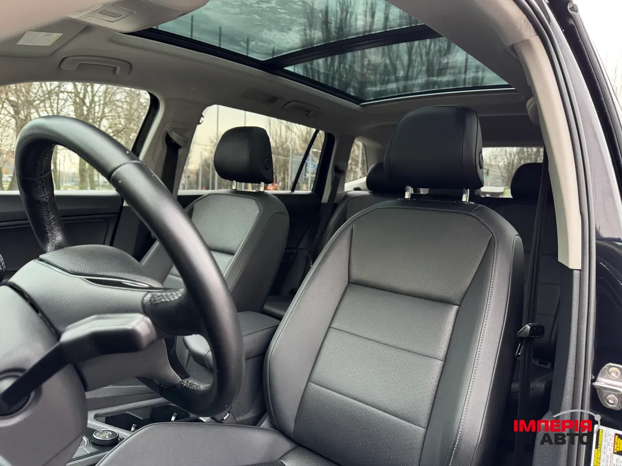 Volkswagen Tiguan - фото 24