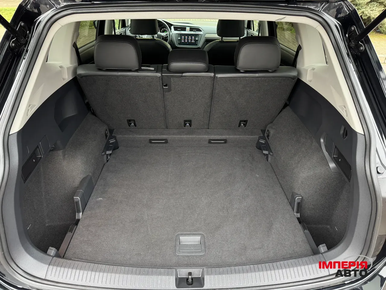 Volkswagen Tiguan - фото 26