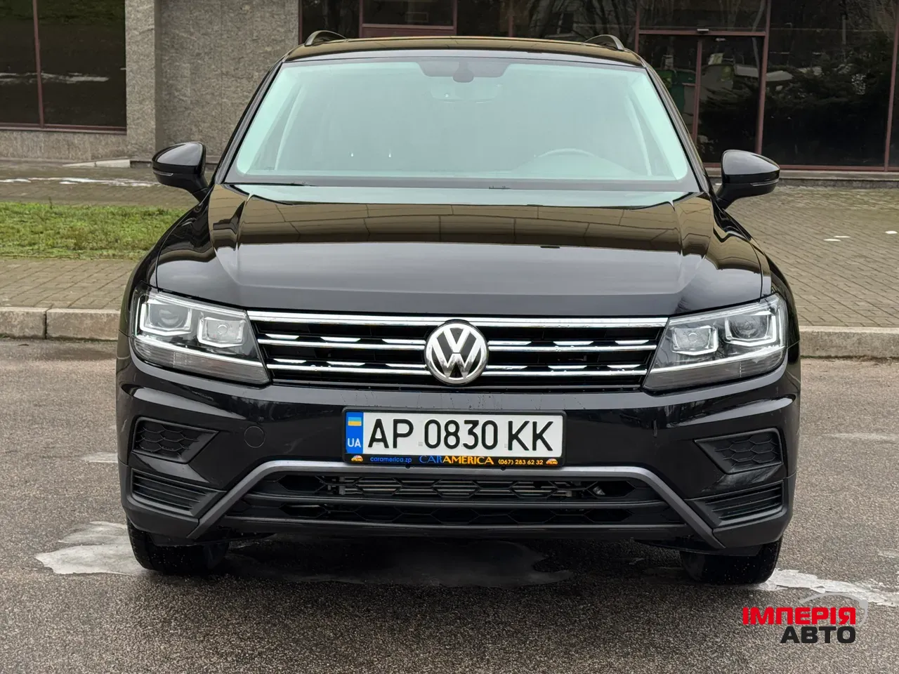 Volkswagen Tiguan - фото 3