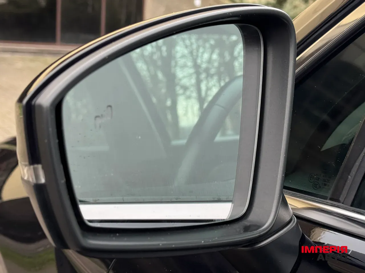 Volkswagen Tiguan - фото 11