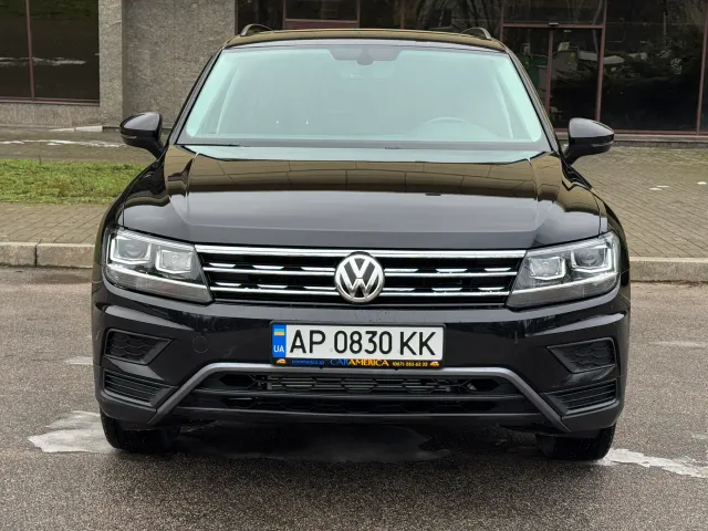 Volkswagen Tiguan - фото 3