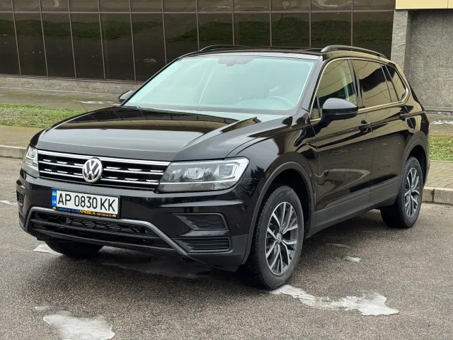 Volkswagen Tiguan - фото 2