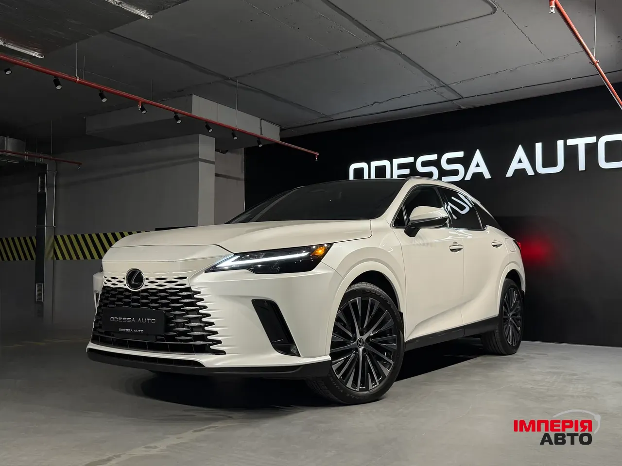 Lexus RX - фото 4