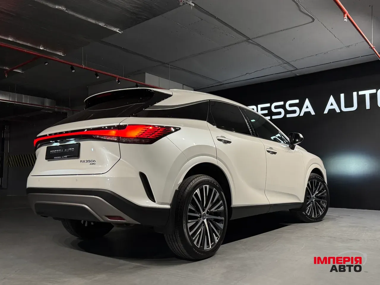 Lexus RX - фото 13