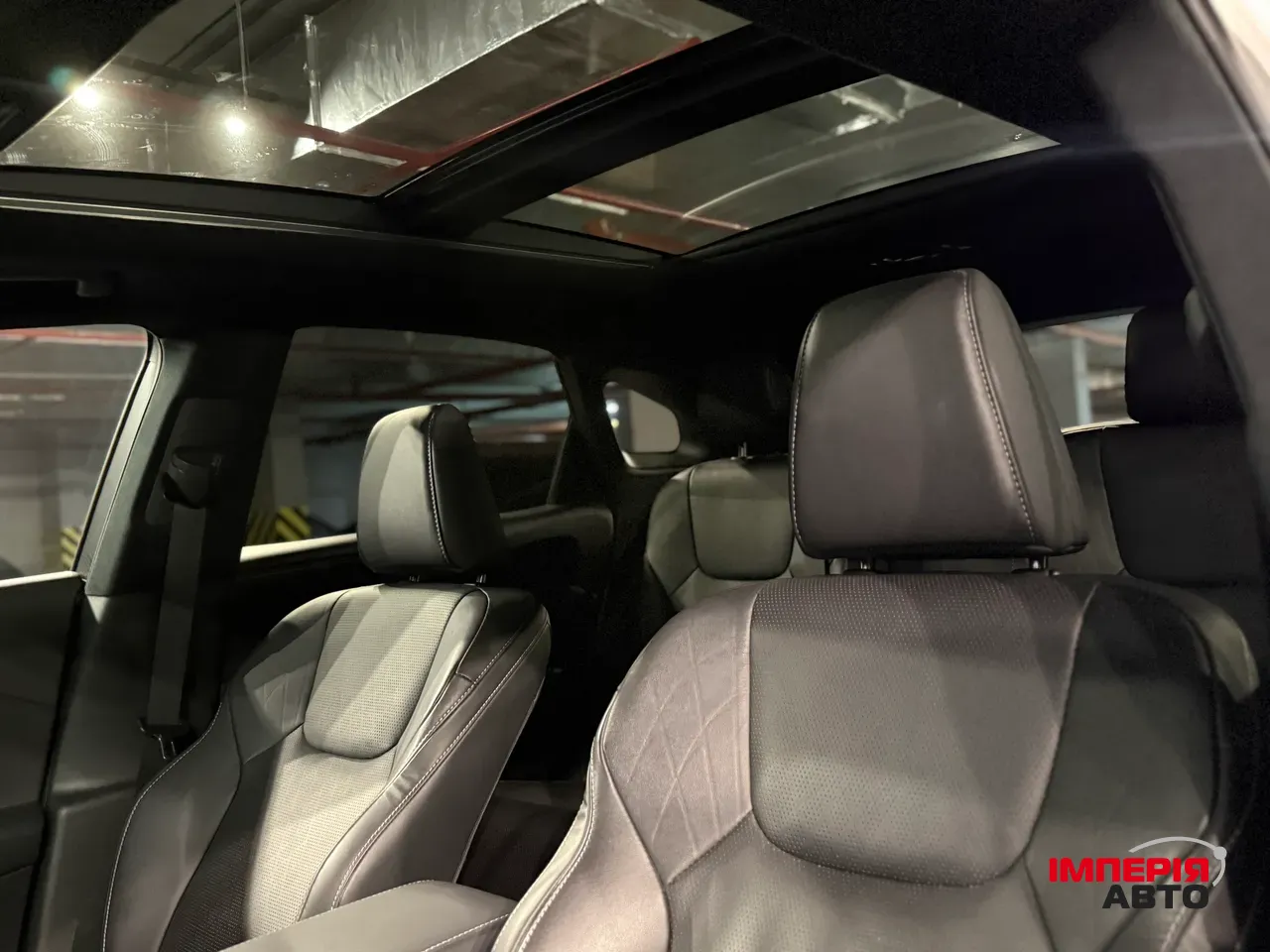 Lexus RX - фото 16