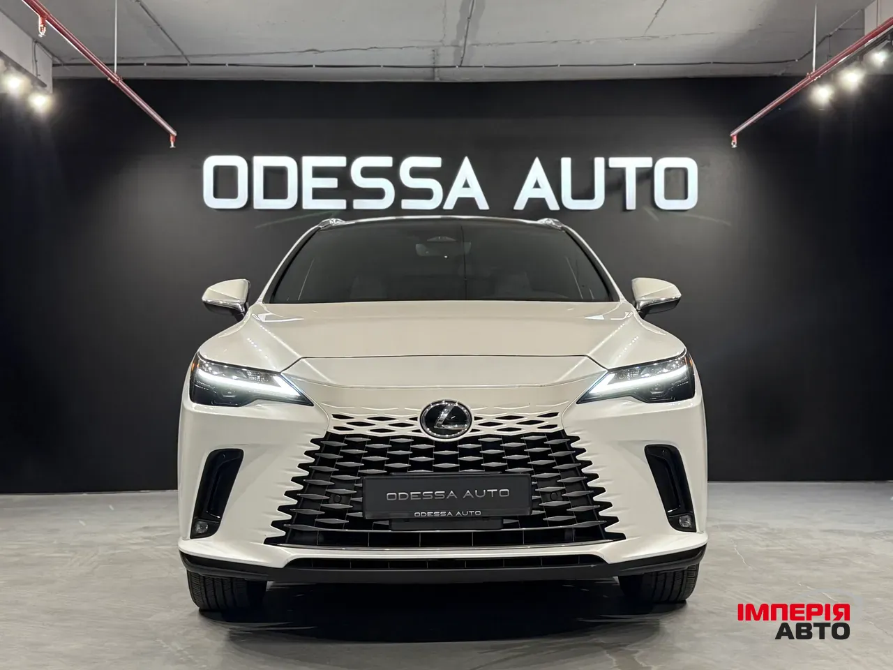 Lexus RX - фото 2