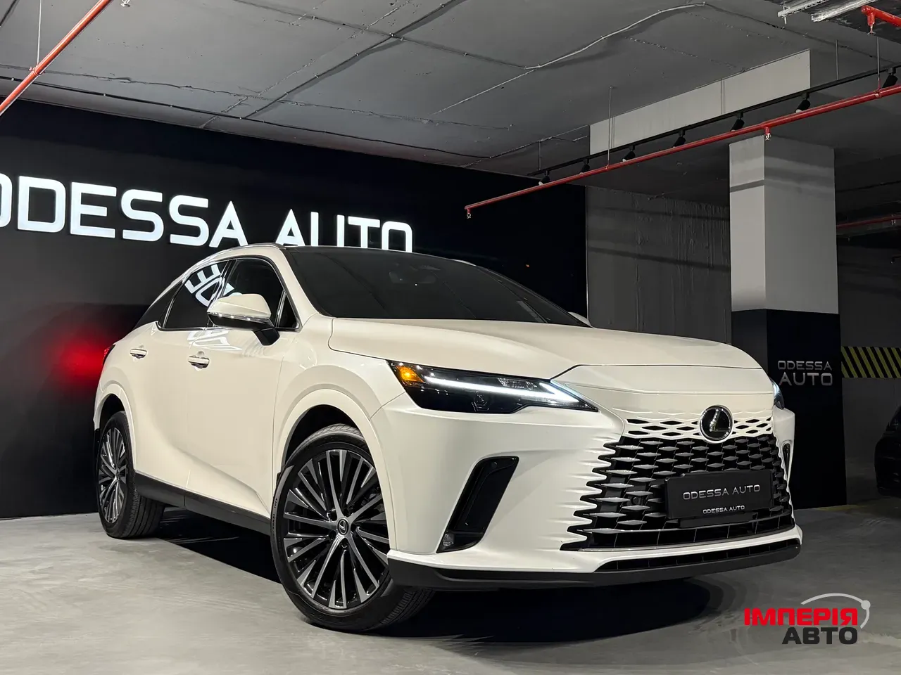 Lexus RX - фото 5