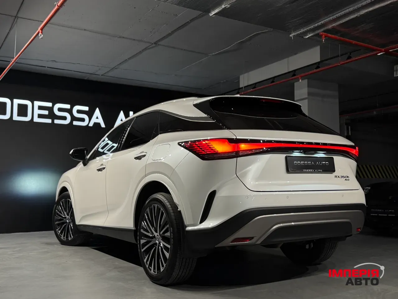 Lexus RX - фото 9