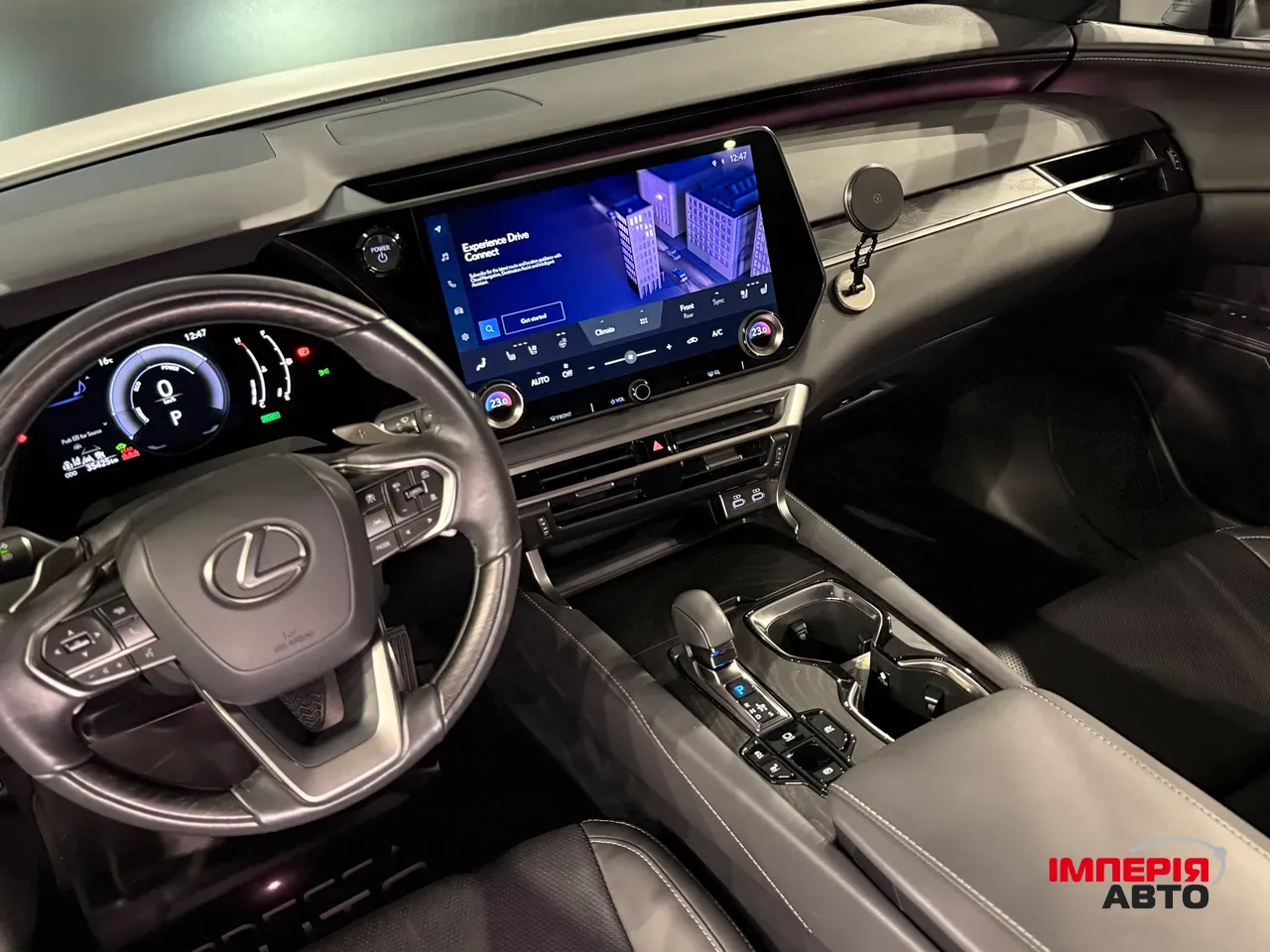 Lexus RX - фото 19