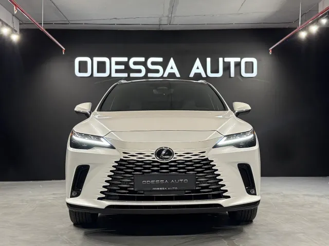 Lexus RX - фото 2