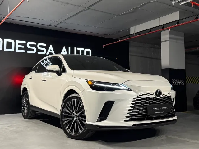 Lexus RX - фото 5