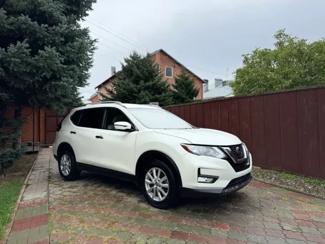 Nissan Rogue - фото 2