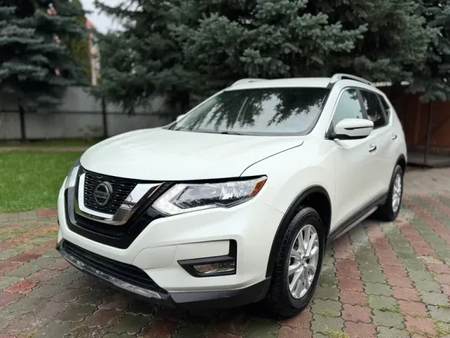 Nissan Rogue - фото 1