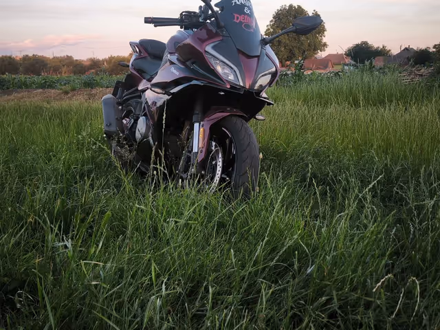 CFMoto 300SR - зображення 1
