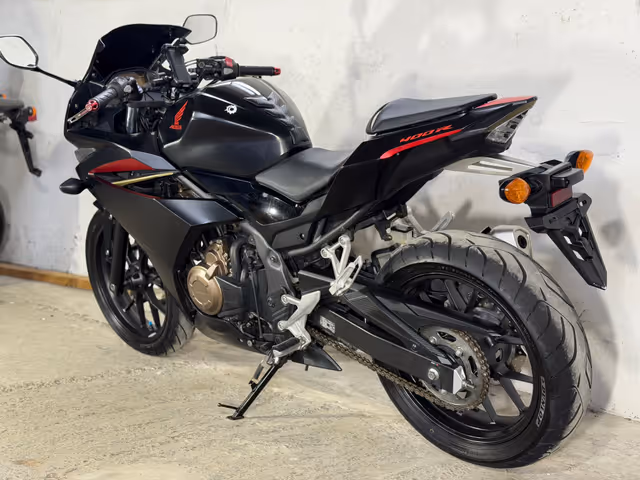 Honda CBR 400R - зображення 3