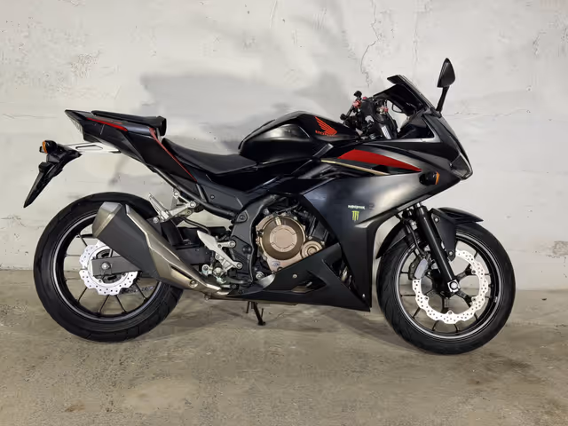 Honda CBR 400R - зображення 2