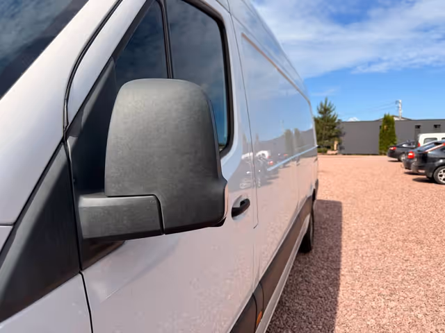 Mercedes-Benz Sprinter - фото 4