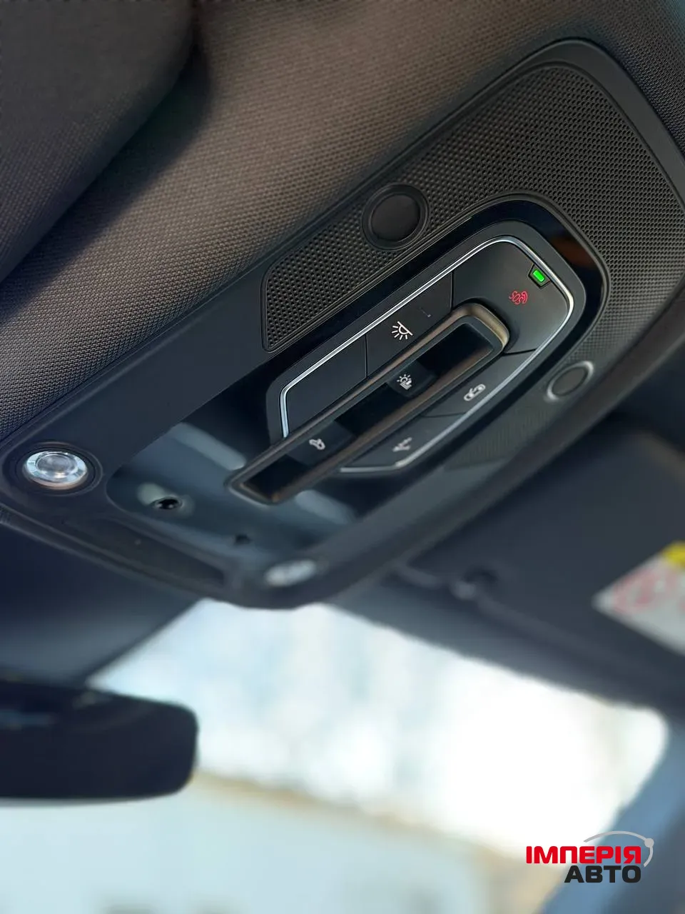 Audi e-tron - фото 22