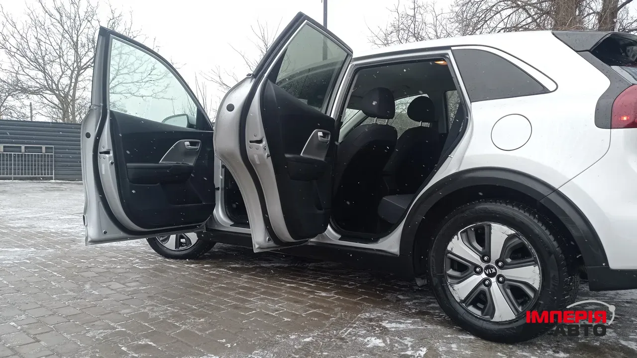 Kia Niro - фото 15