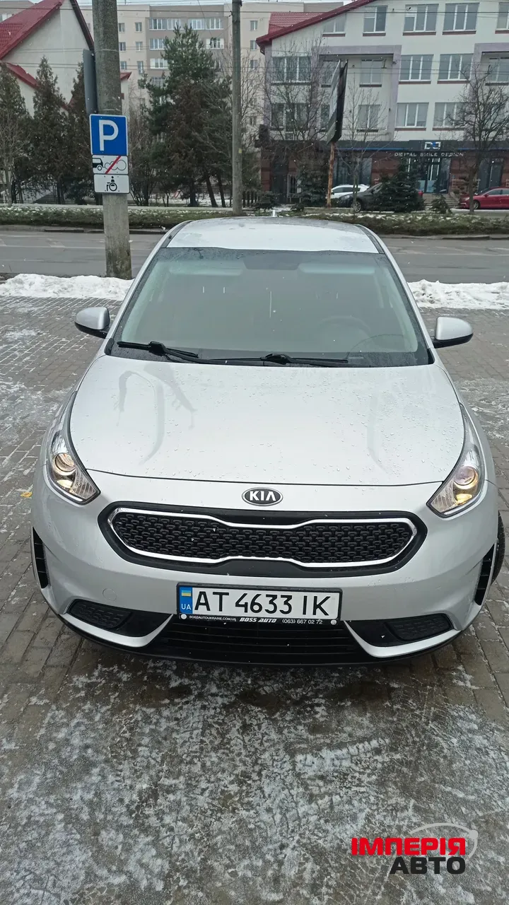Kia Niro - фото 1