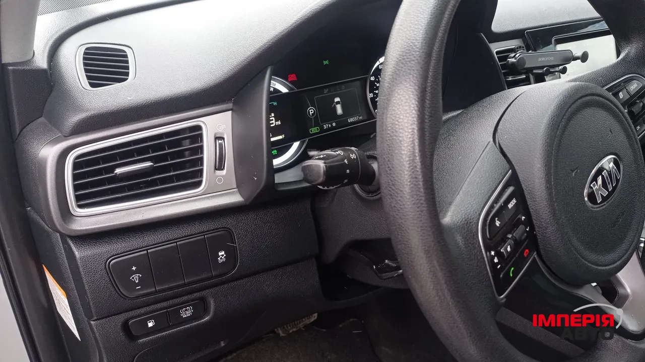 Kia Niro - фото 12