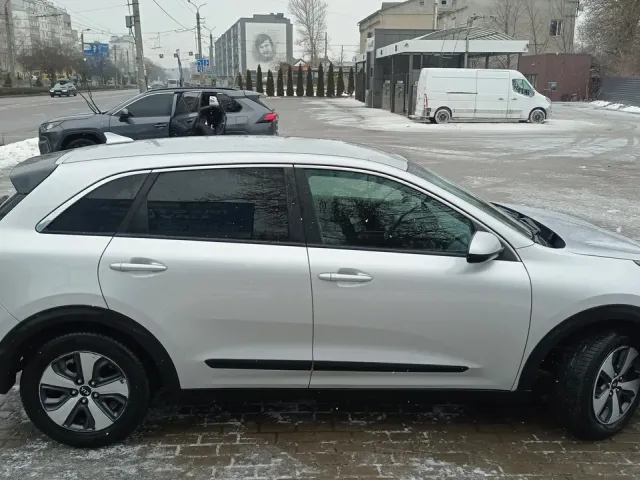 Kia Niro - фото 2