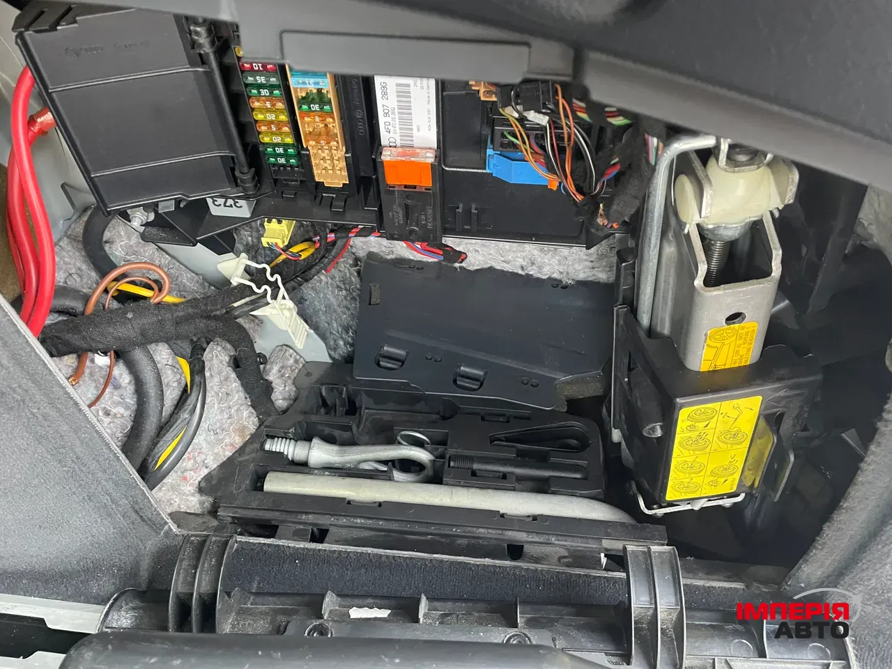 Audi A6 - фото 36