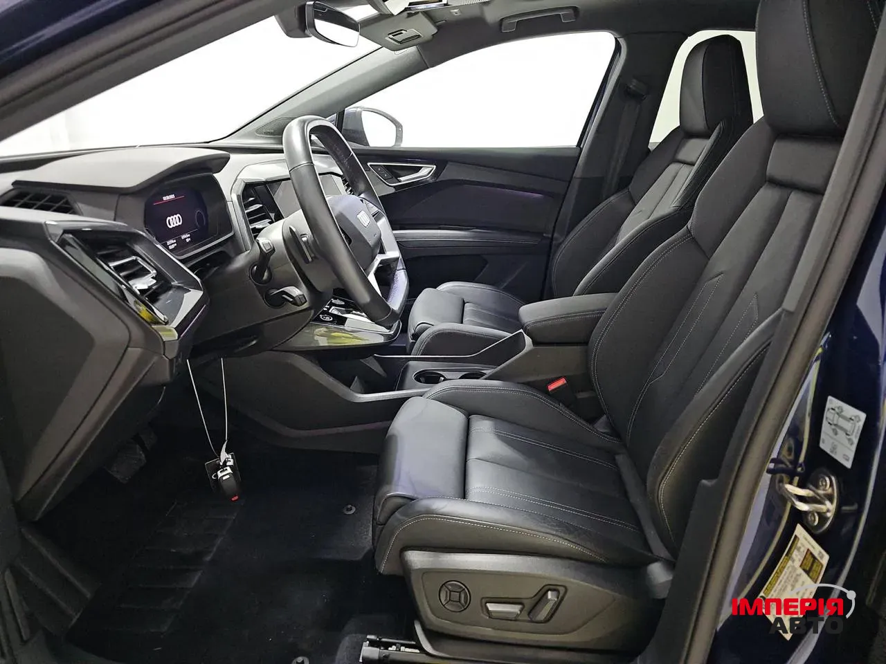 Audi Q4 Sportback e-tron - фото 5