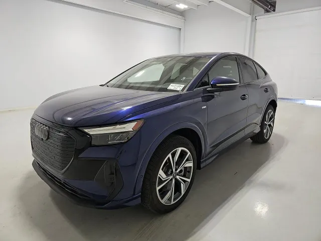 Audi Q4 Sportback e-tron - фото 2