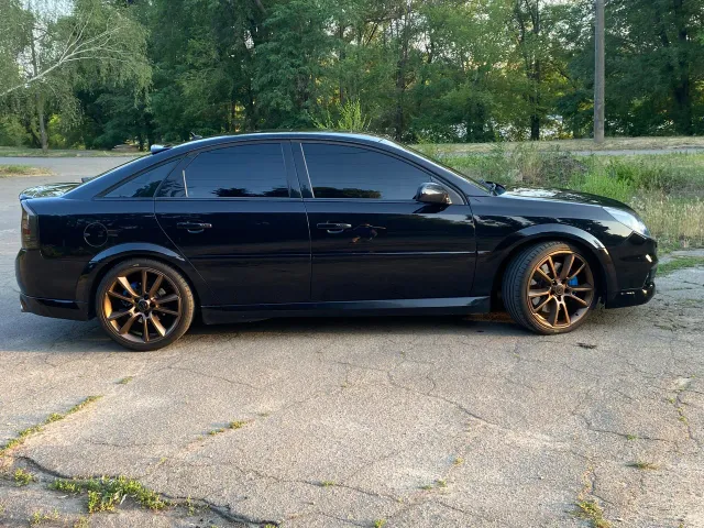 Opel Vectra OPC - фото 3