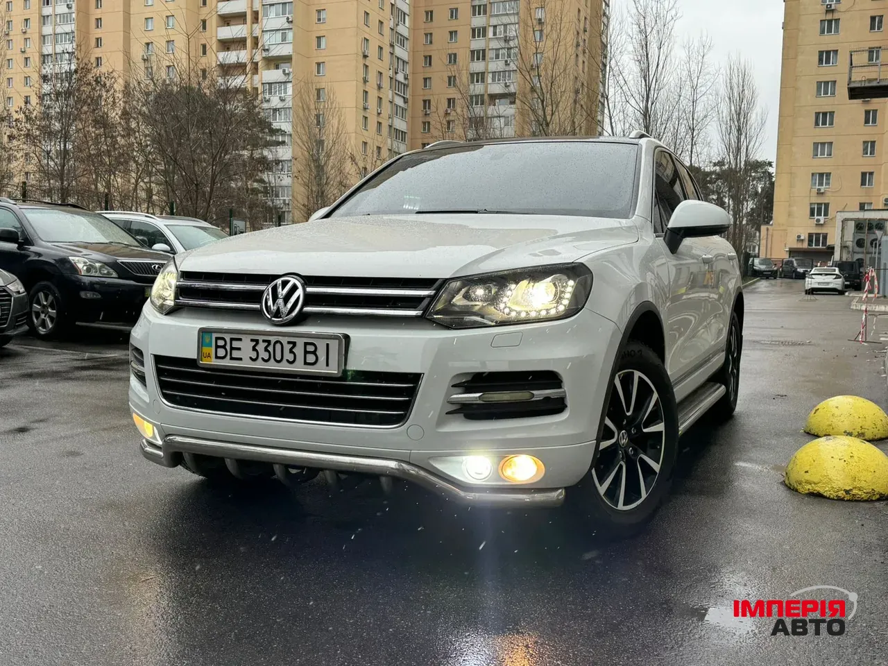 Volkswagen Touareg - фото 1