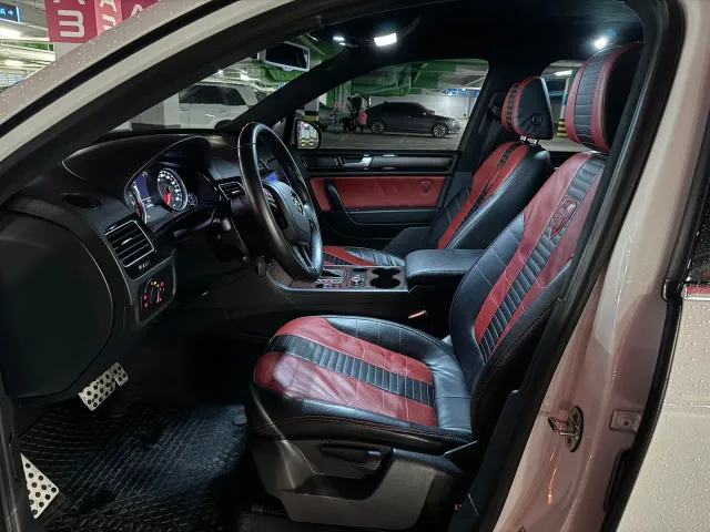 Volkswagen Touareg - фото 5