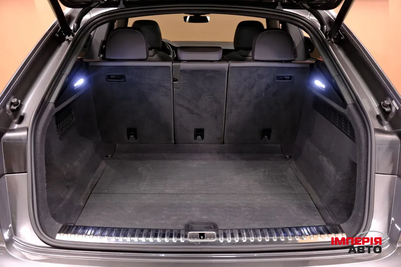 Audi Q8 - фото 9